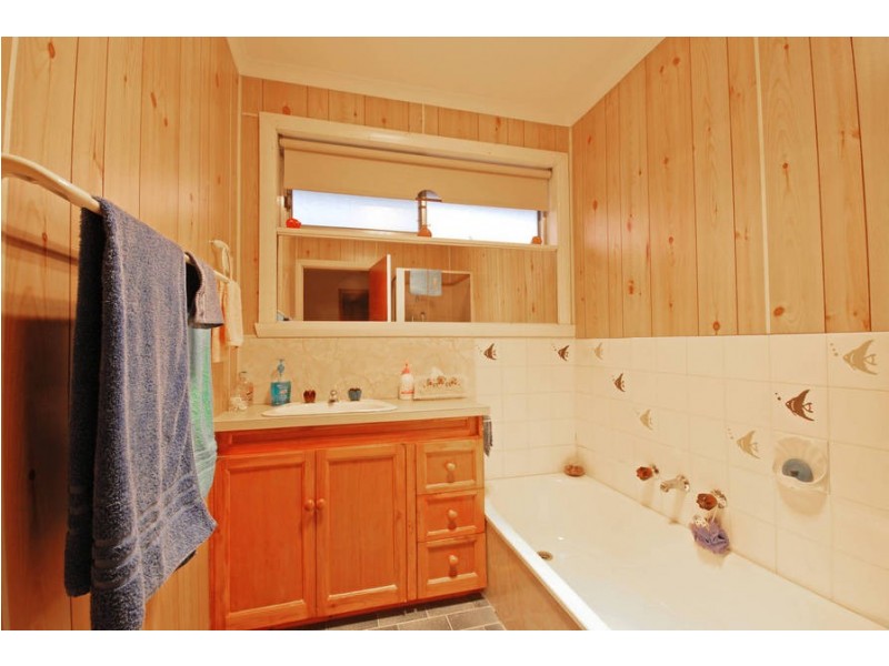 51 Sandringham Parade, Newtown VIC 3220