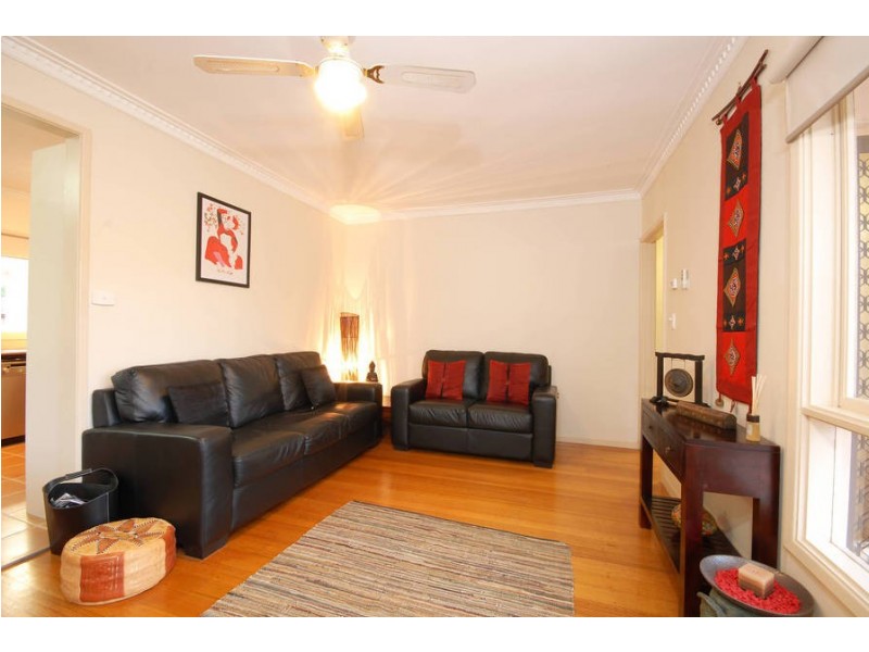 19 Charles Street, Newcomb VIC 3219