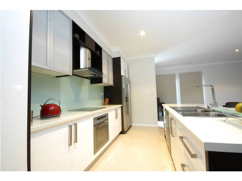 2/10 Anakie Road, Bell Park VIC 3215