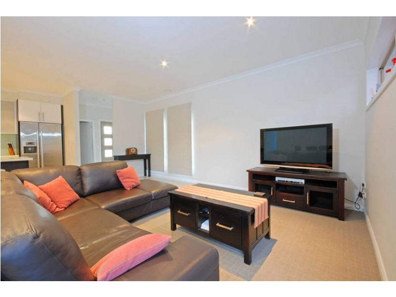 2/10 Anakie Road, Bell Park VIC 3215