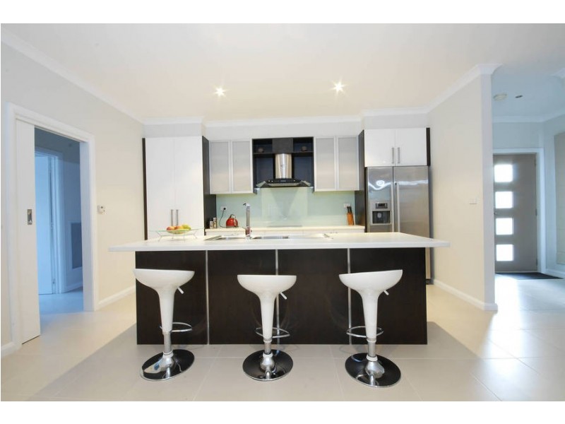 2/10 Anakie Road, Bell Park VIC 3215