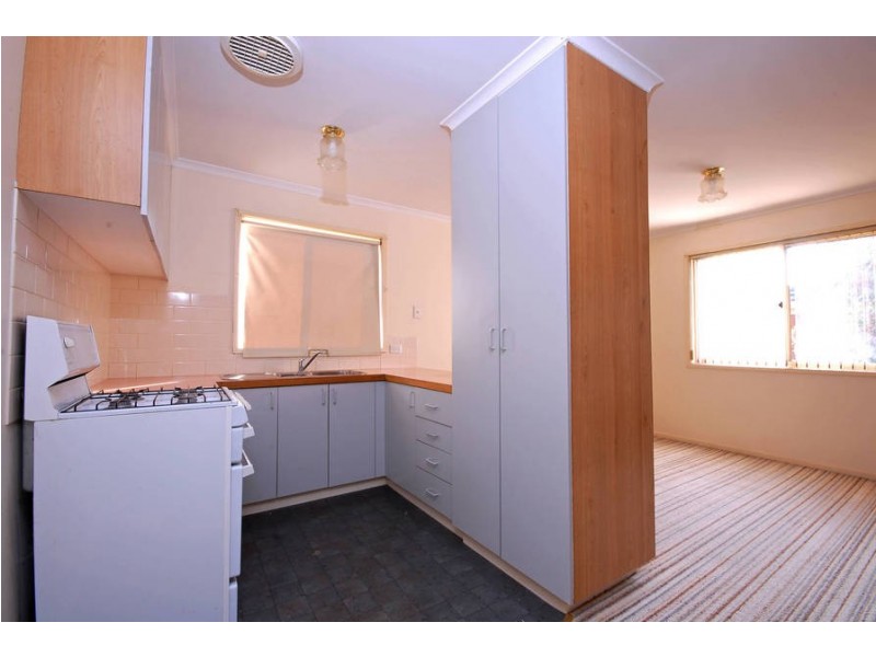 2/6 The Fairway, North Geelong VIC 3215