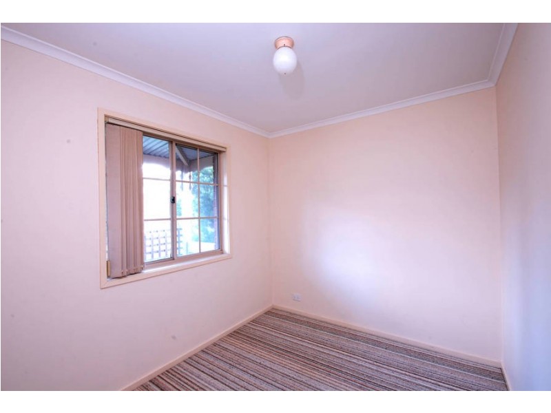 2/6 The Fairway, North Geelong VIC 3215