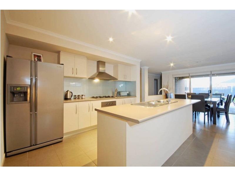 44 Newhaven Avenue, St Albans Park VIC 3219