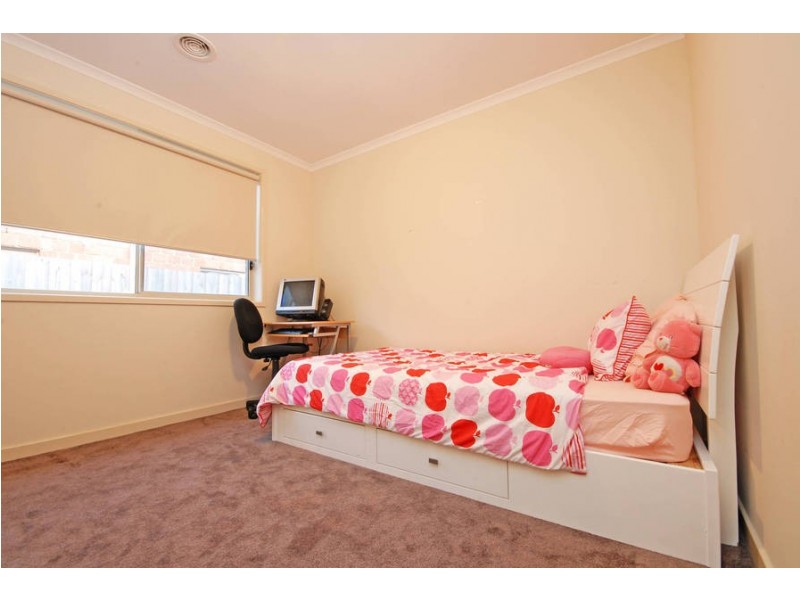 44 Newhaven Avenue, St Albans Park VIC 3219