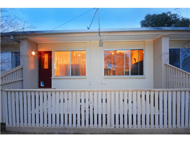 2/26 Fraser Street, Herne Hill VIC 3218