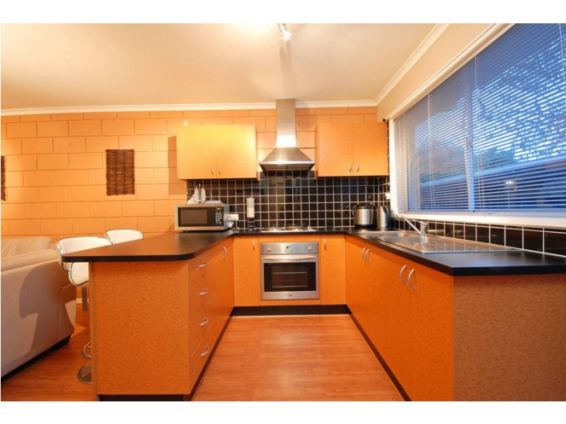 2/26 Fraser Street, Herne Hill VIC 3218