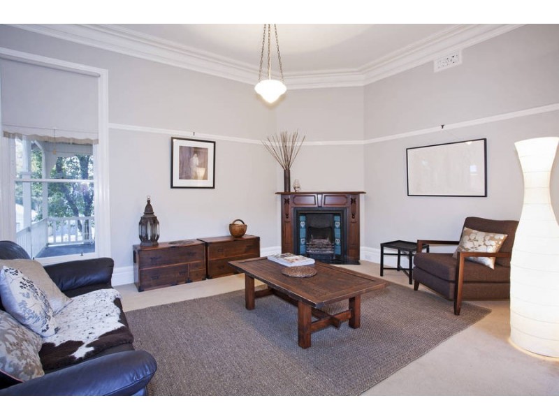 2 Buckland Avenue, Newtown VIC 3220