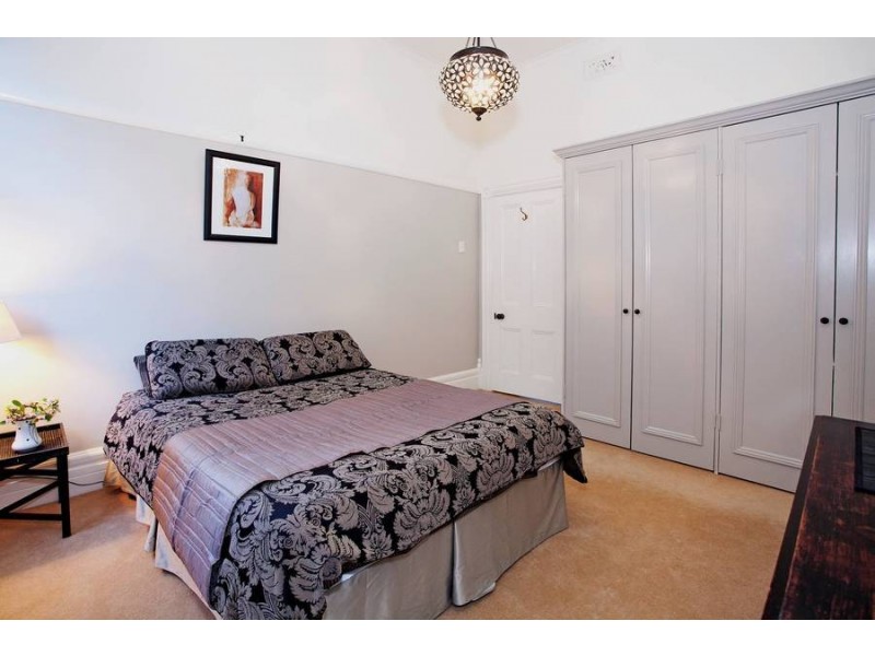 2 Buckland Avenue, Newtown VIC 3220