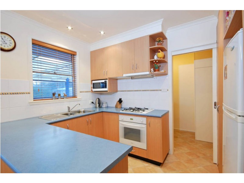 63 Neptune Avenue, Newcomb VIC 3219