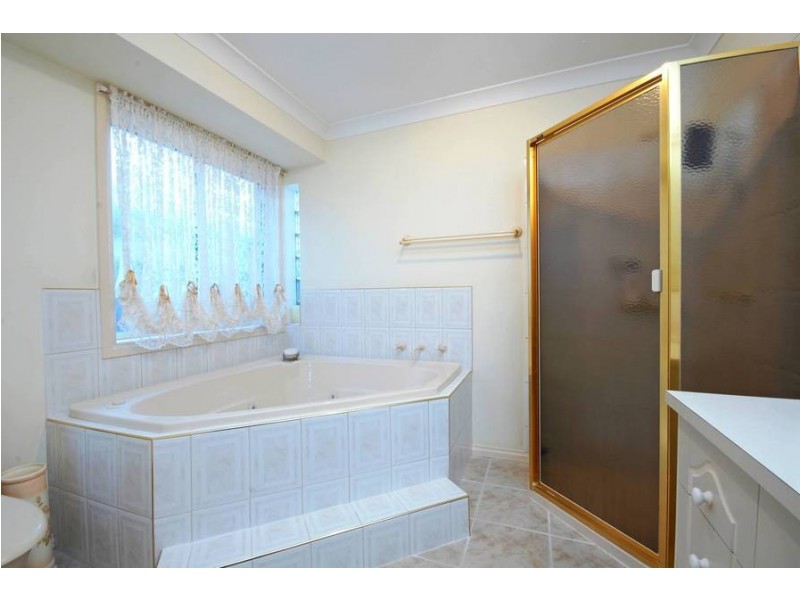 19 Param Street, Grovedale VIC 3216