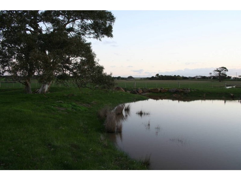 2 McCanns Road, Mount Duneed VIC 3216