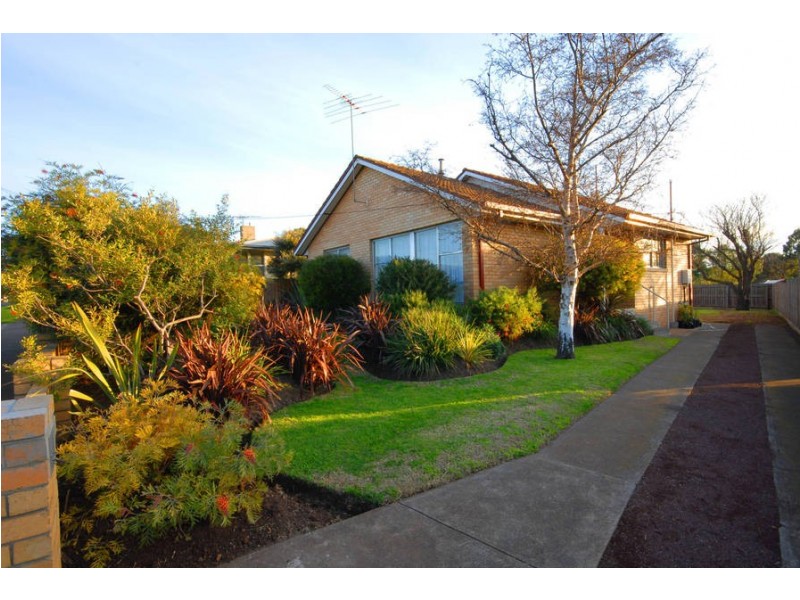 15 Zinnia Street, Norlane VIC 3214