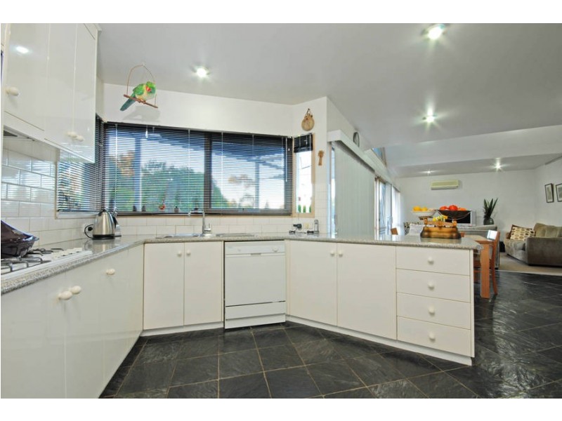 66 Kees Road, Lara VIC 3212