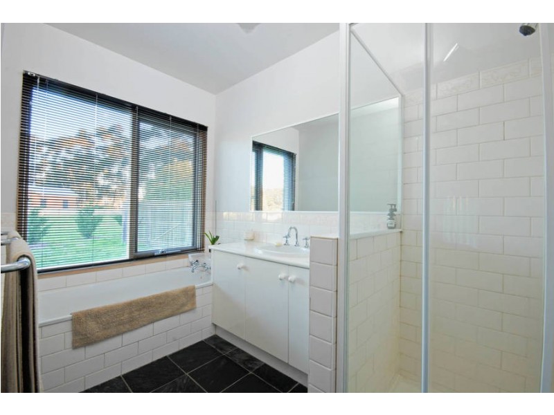 66 Kees Road, Lara VIC 3212