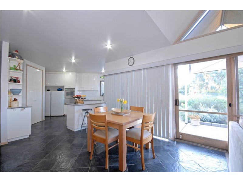 66 Kees Road, Lara VIC 3212