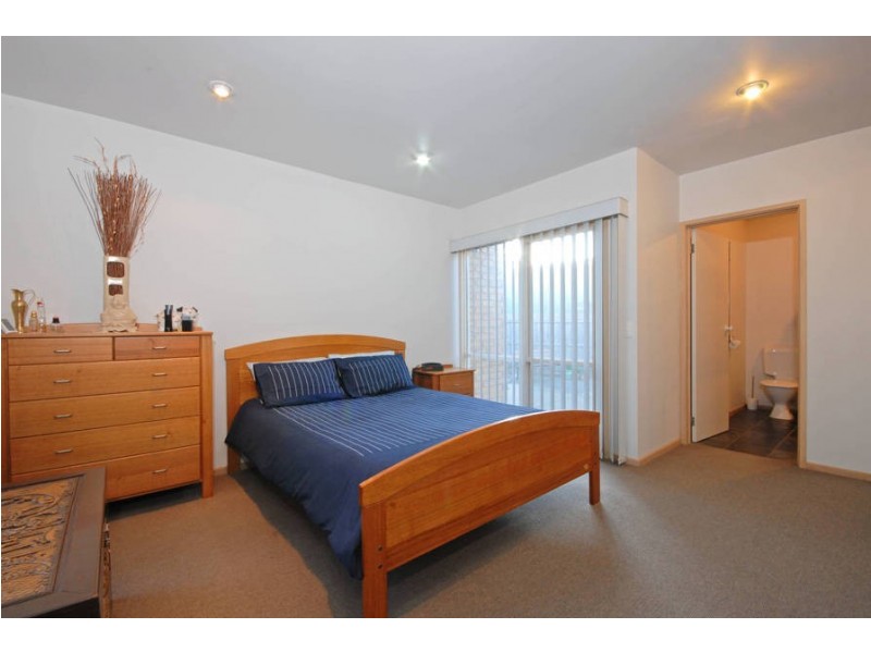 66 Kees Road, Lara VIC 3212