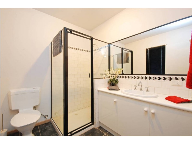 66 Kees Road, Lara VIC 3212