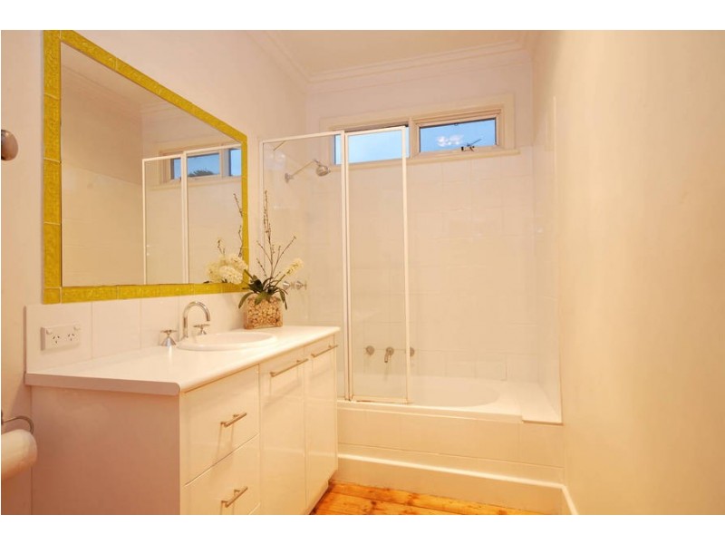 7 Turkeith Avenue, Herne Hill VIC 3218