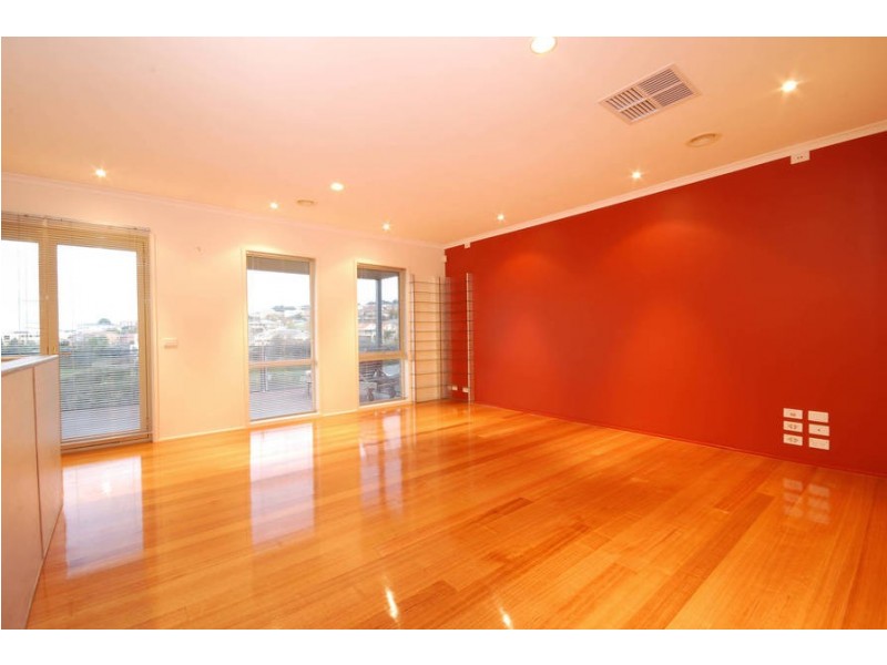 36 Victory Way, Highton VIC 3216