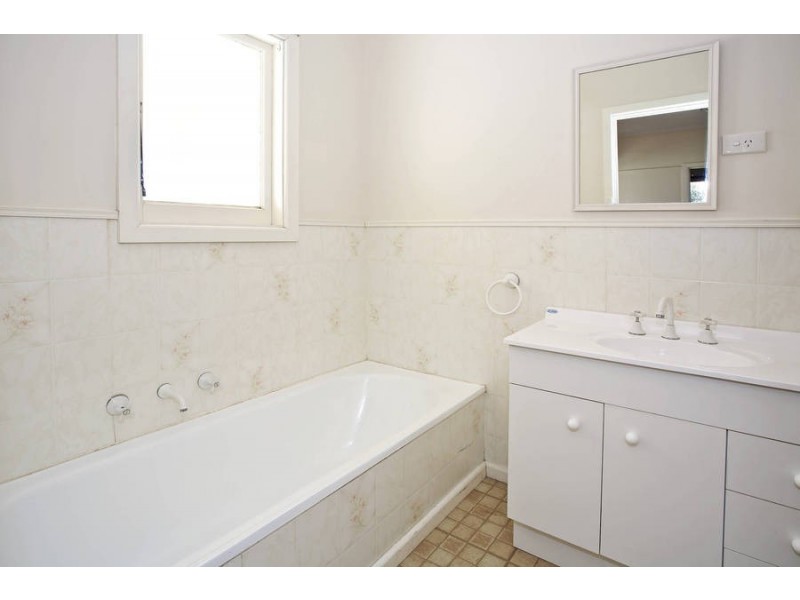 11 Pearl Street, Torquay VIC 3228