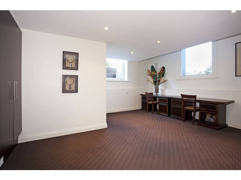 271 Pakington Street, Newtown VIC 3220