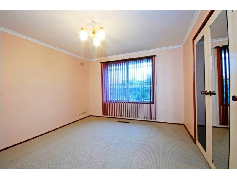 16 Boolarong Drive, Belmont VIC 3216