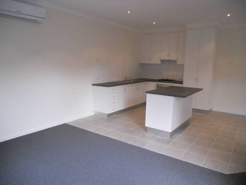 1/174 Church Street, Hamlyn Heights VIC 3215