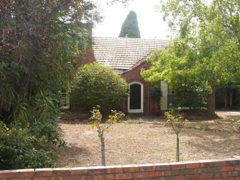 138 Roslyn Rd, Belmont VIC 3216