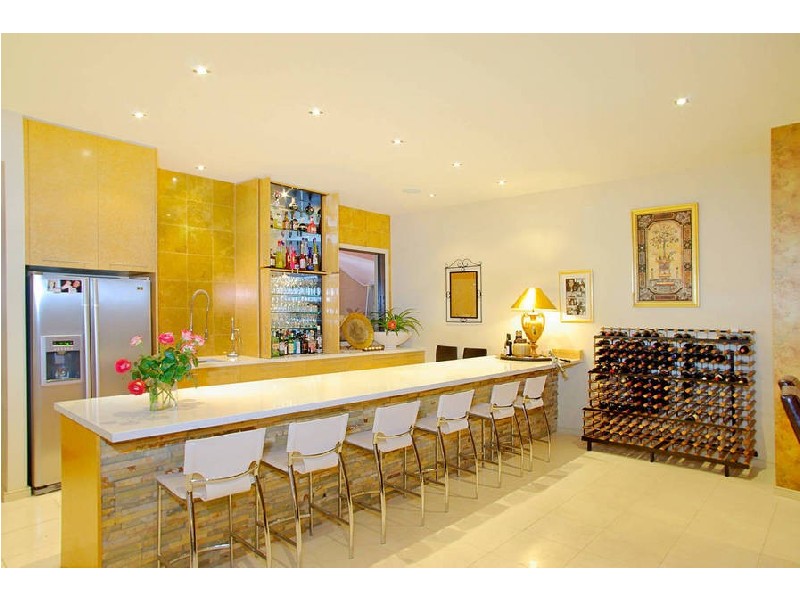 211b Aberdeen Street, Newtown VIC 3220