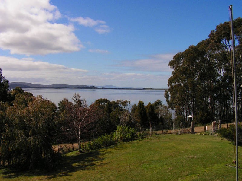 449 Simpsons Bay Road, Simpsons Bay TAS 7150