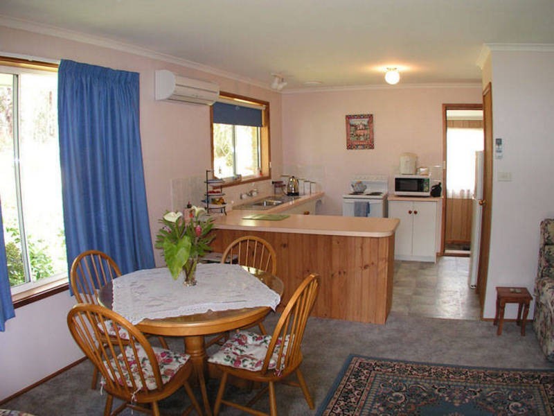 33 Seaview Road, Adventure Bay TAS 7150
