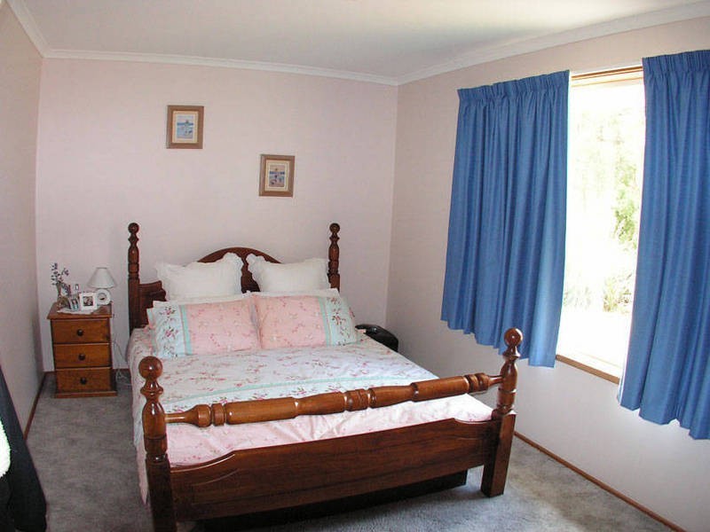 33 Seaview Road, Adventure Bay TAS 7150