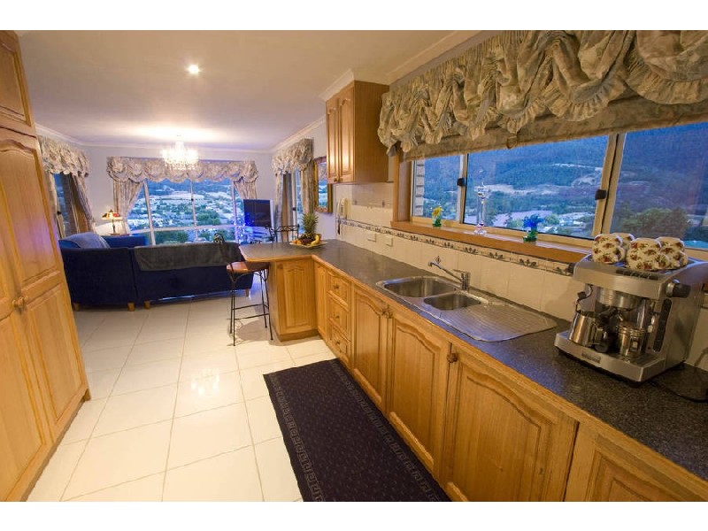 25 Frankcomb Street, Huonville TAS 7109