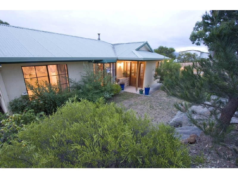 65 Hutchins Street, Kingston TAS 7050