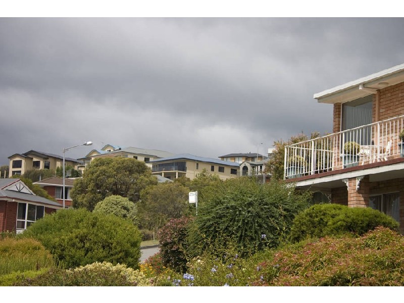 5 Liberty Court, Blackmans Bay TAS 7052