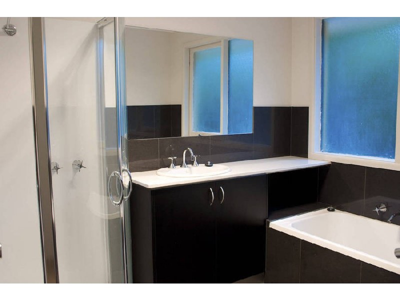 2/22 Melaleuca Drive, Blackmans Bay TAS 7052