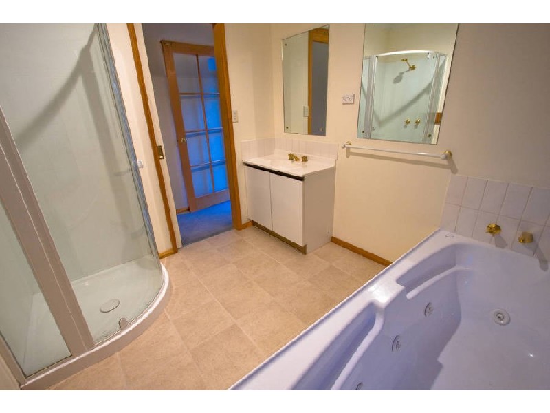 773a  Huon Road, Fern Tree TAS 7054