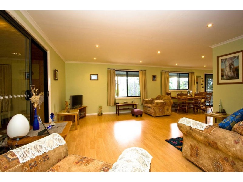 279 Graces Road, Glaziers Bay TAS 7109