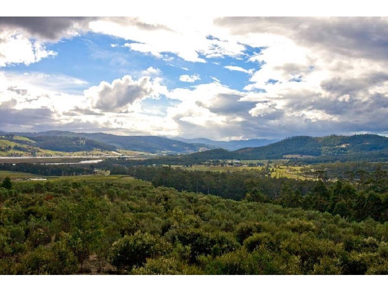 279 Graces Road, Glaziers Bay TAS 7109