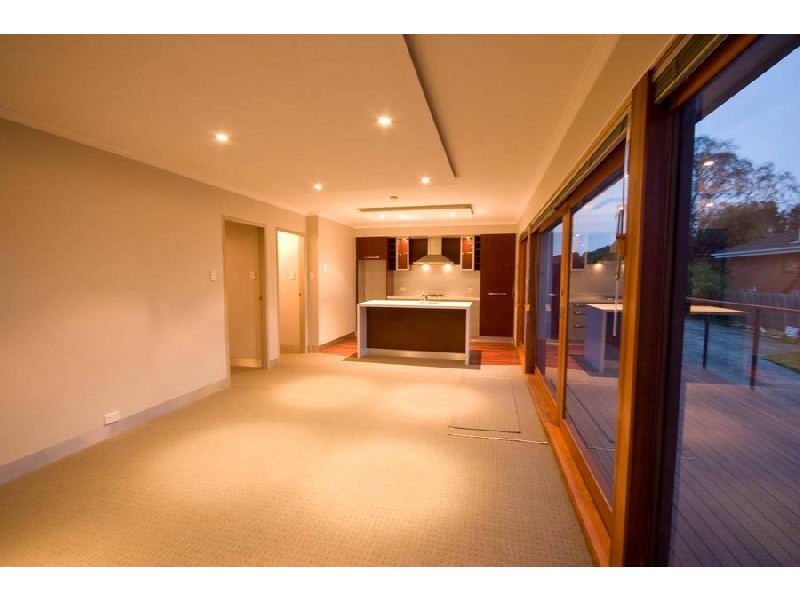 2/5 Melaleuca Drive, Blackmans Bay TAS 7052