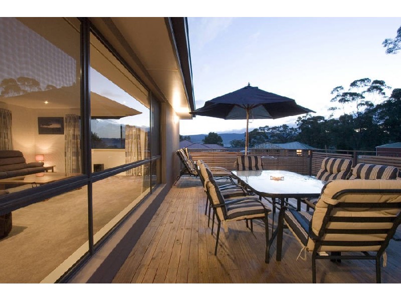 1 Fenton Court, Howden TAS 7054