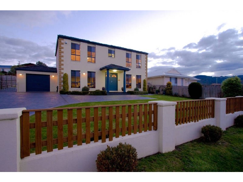 9 Beach Road, Margate TAS 7054