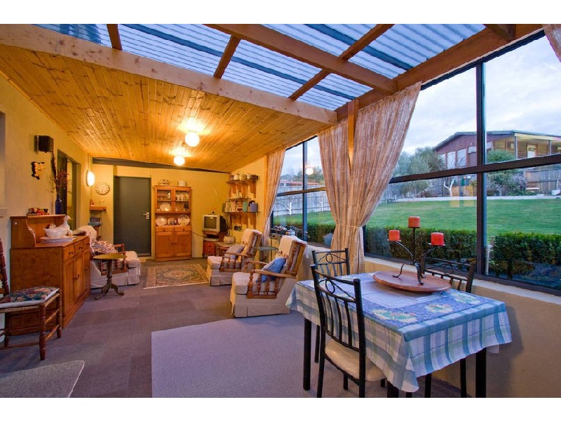 9 Beach Road, Margate TAS 7054