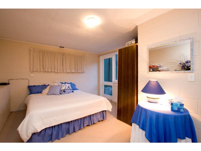 224 Roslyn Avenue, Blackmans Bay TAS 7052