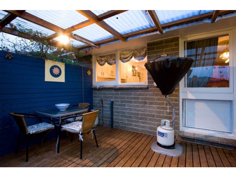 224 Roslyn Avenue, Blackmans Bay TAS 7052