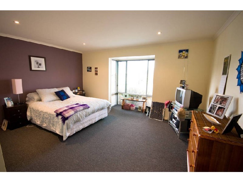 9 Kayla Lane, Kingston TAS 7050