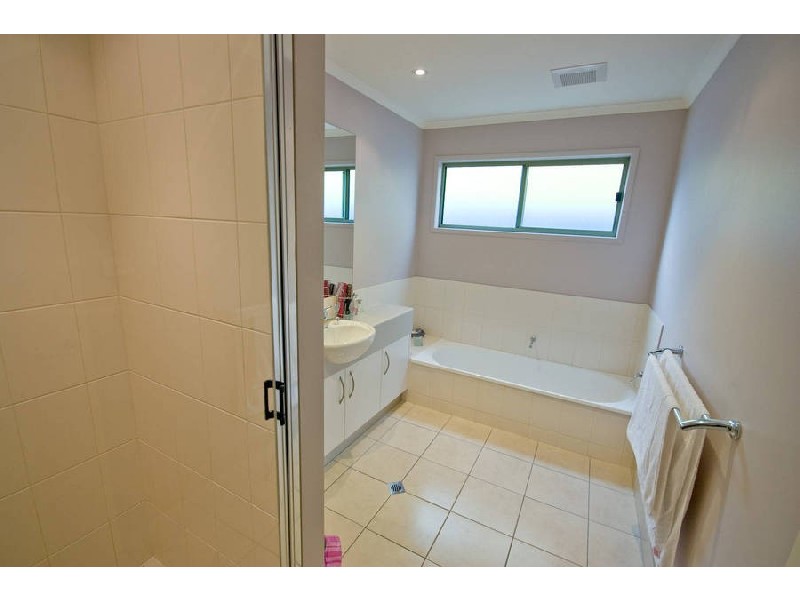 9 Kayla Lane, Kingston TAS 7050