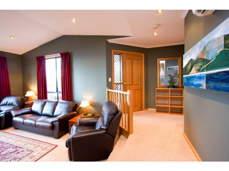 36 Timbertop Drive, Blackmans Bay TAS 7052