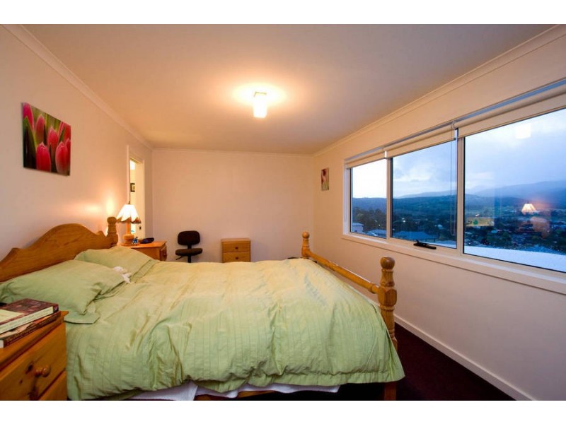 9 Carnation Terrace, Kingston TAS 7050